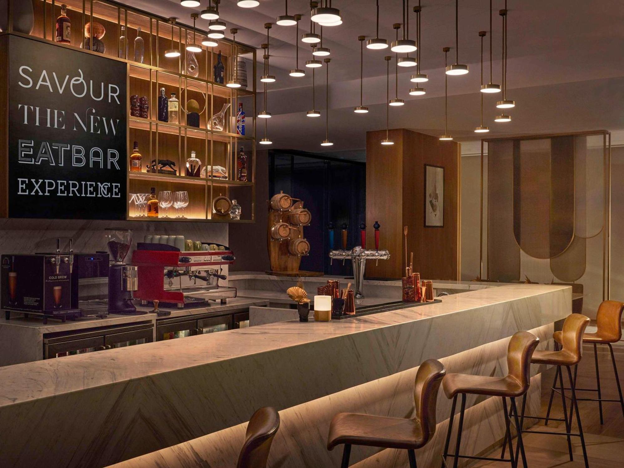 Novotel Mumbai International Airport מראה חיצוני תמונה The New Eat Bar Experience