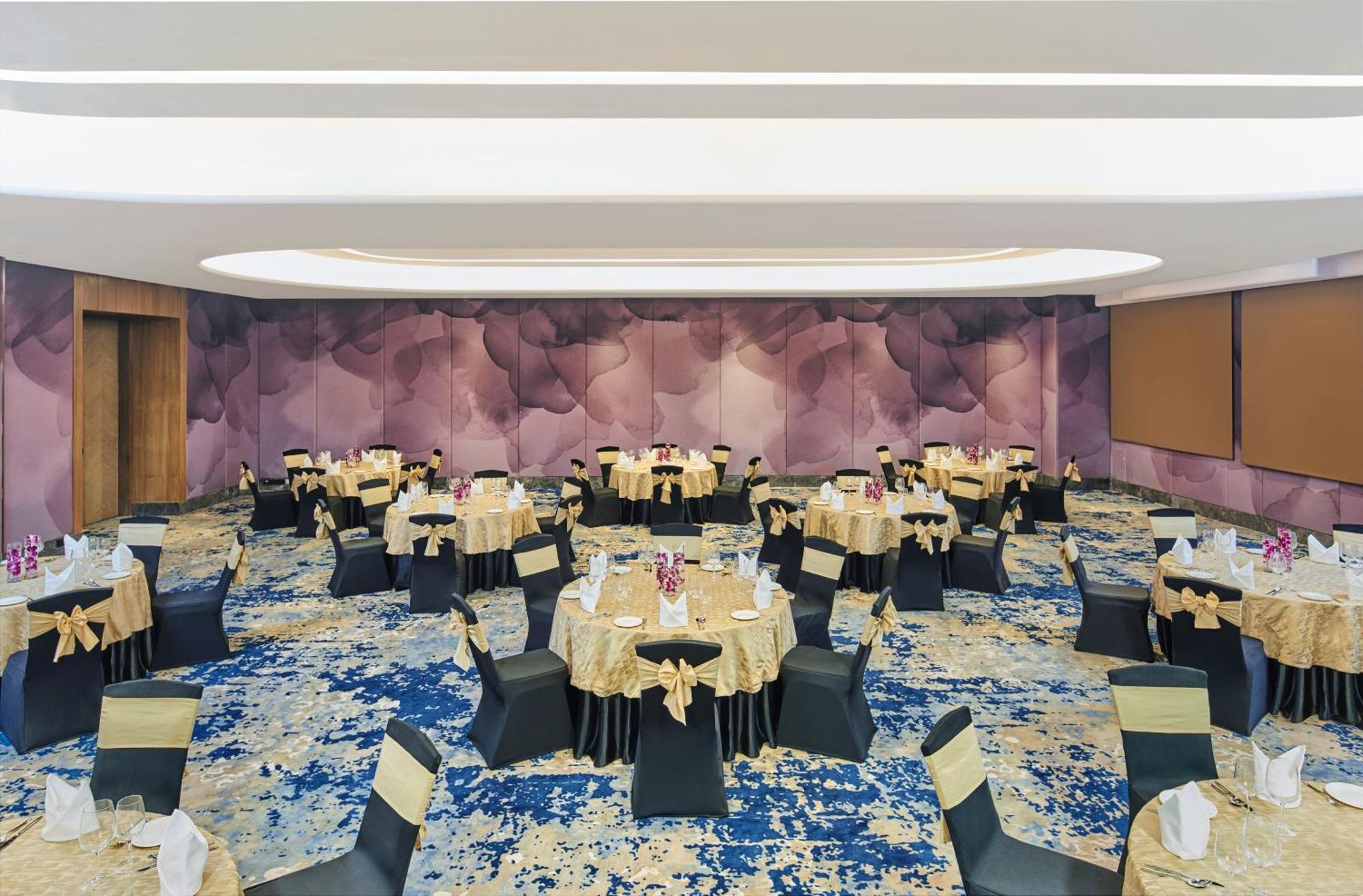 Novotel Mumbai International Airport מראה חיצוני תמונה The ballroom