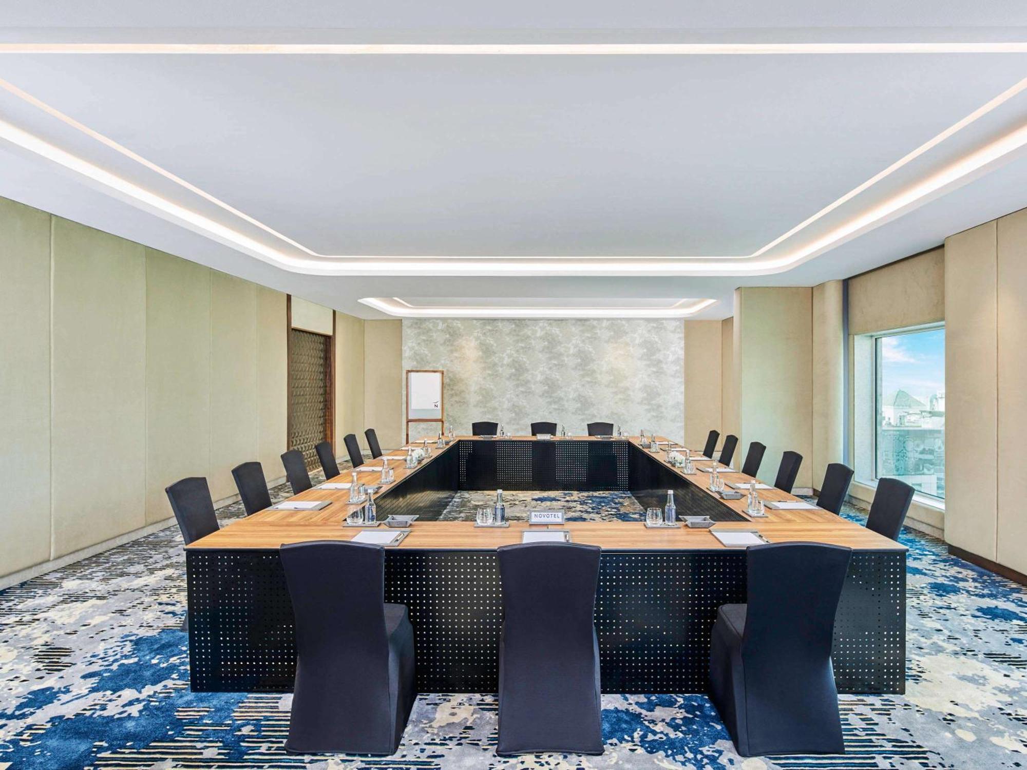 Novotel Mumbai International Airport מראה חיצוני תמונה